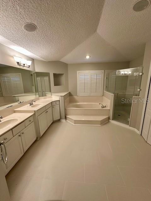 Building Photo - 10274 Cove Lake Dr