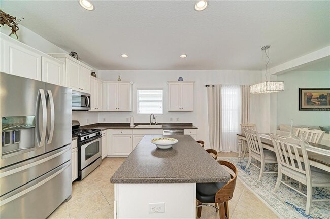 Building Photo - 4650 Woodbrook Dr