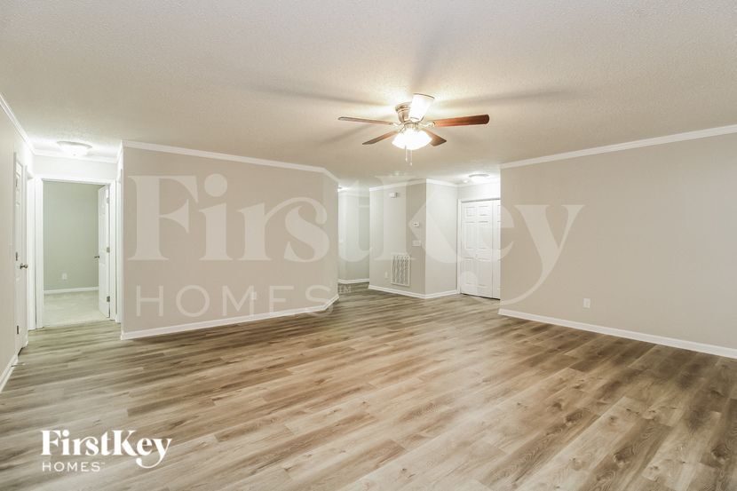 Building Photo - 5200 Orchard Ridge Ln