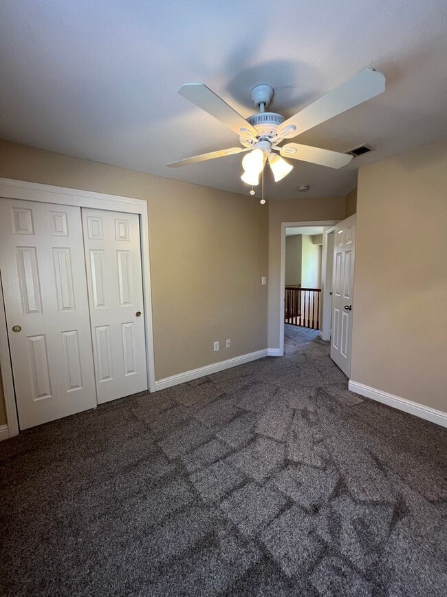 Building Photo - 5504 Pine Canyon Dr