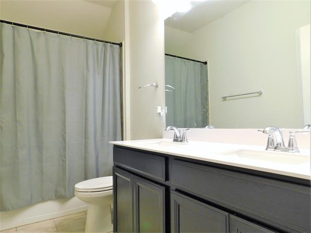 Building Photo - 1321 Millican Ln