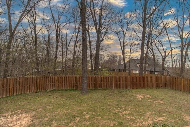 Building Photo - 903 Red Fox Cir