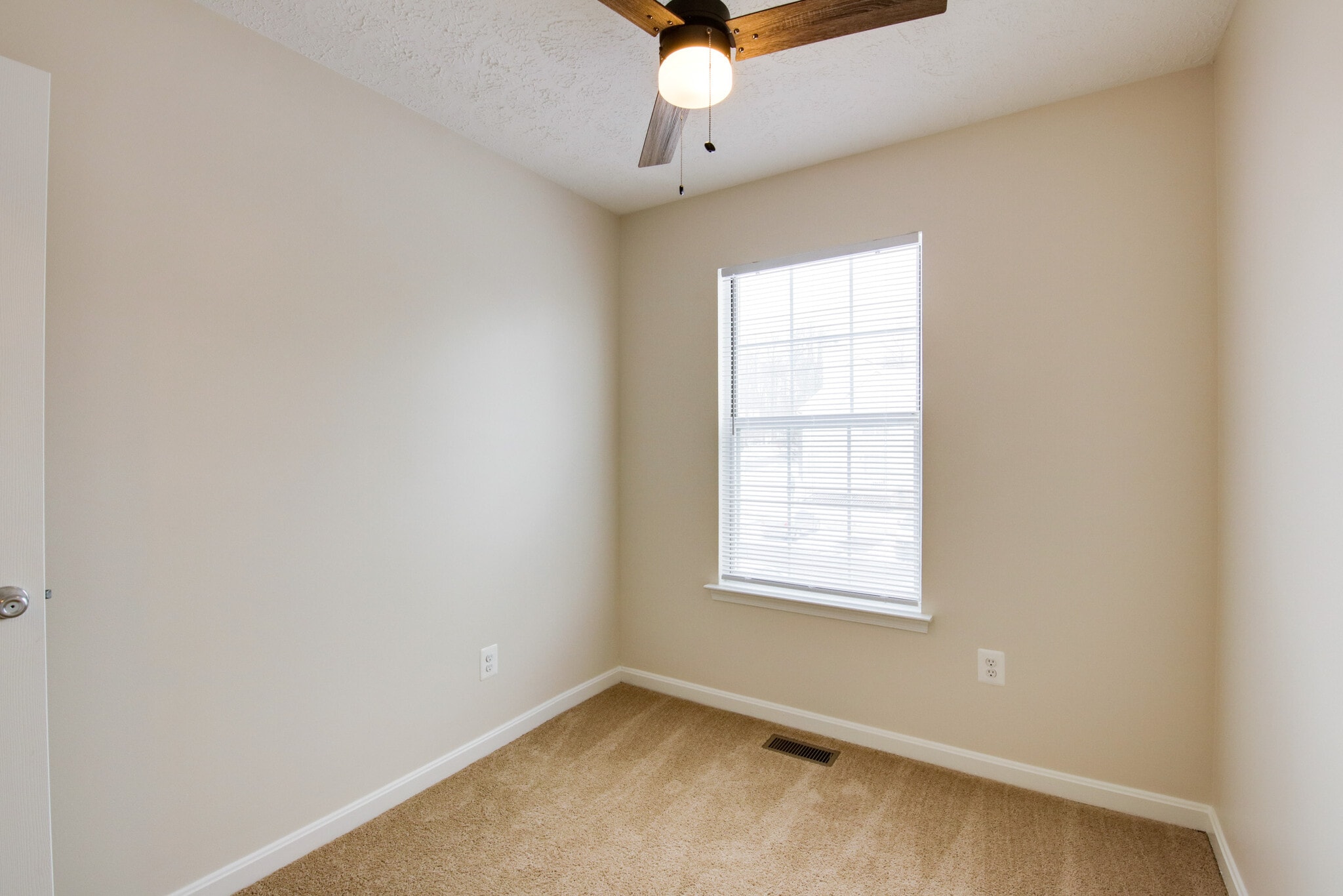 Building Photo - 307 Guilford Ct