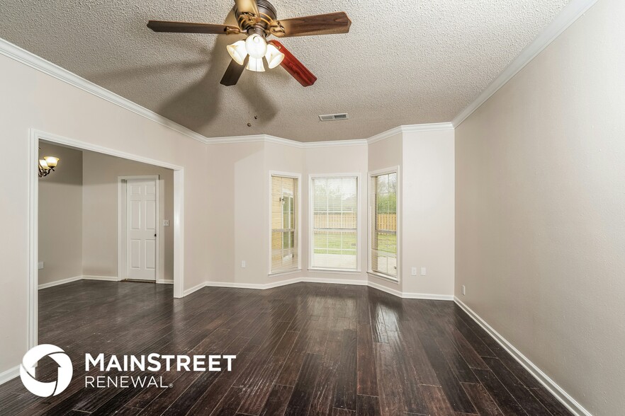 Building Photo - 1144 Amberley Woods Dr