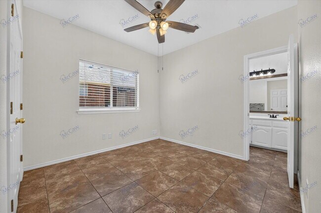 Building Photo - 305 Brazil Dr