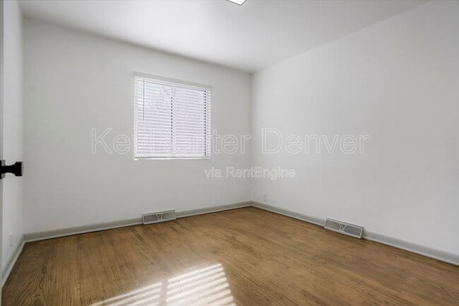 Building Photo - 741 S Wolff St