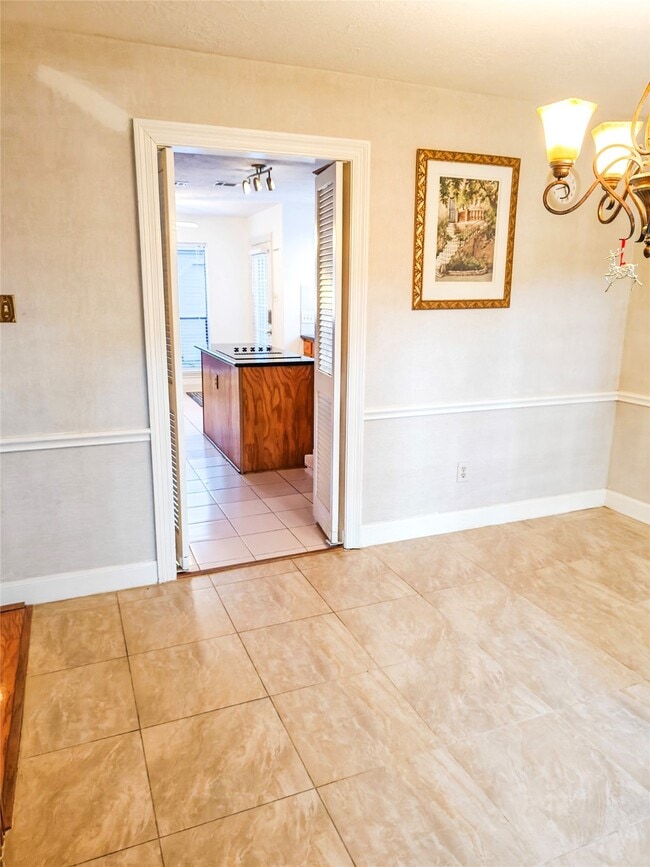 Building Photo - 3446 Mimosa Way