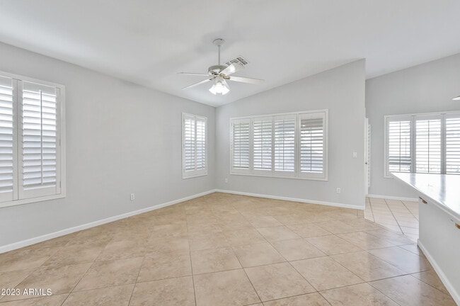 Building Photo - 4728 E South Fork Dr