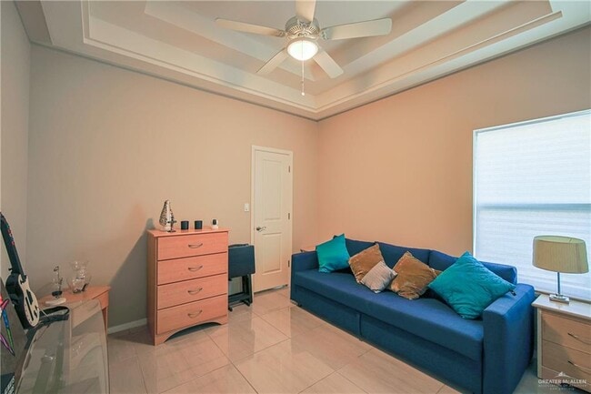 Building Photo - 34 South Dr