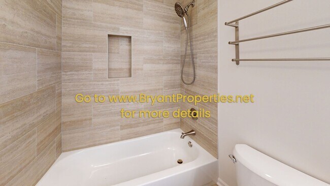 Building Photo - Donelson - Airport - Percy Preist Lake Area