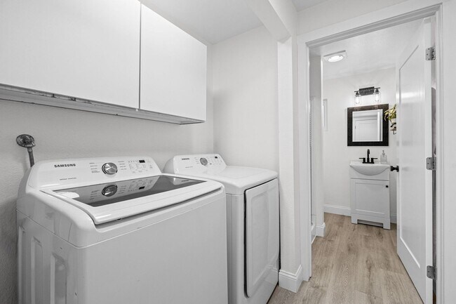 Building Photo - 15932 SE 166th Pl