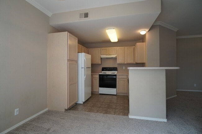 Building Photo - 3895 Strawberry Field Grove