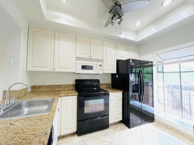 Building Photo - 2297 SW 15th St