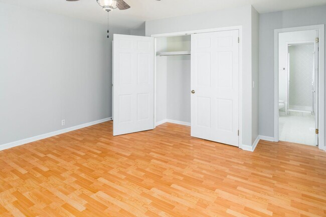 Building Photo - 16 Malaga Cir