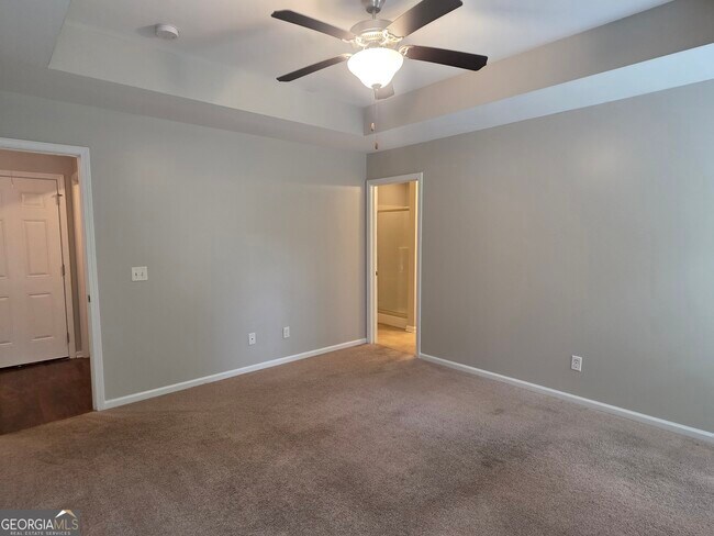 Building Photo - 57 Tranquil Pl
