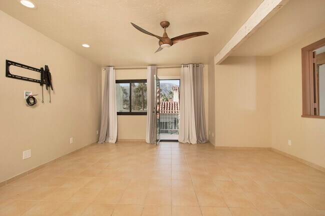 Building Photo - 73318 Shadow Mountain Dr