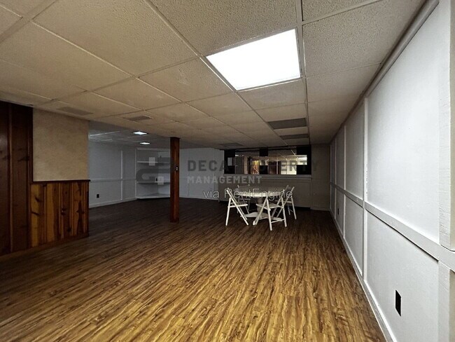 Building Photo - 10922 Juniper Ct