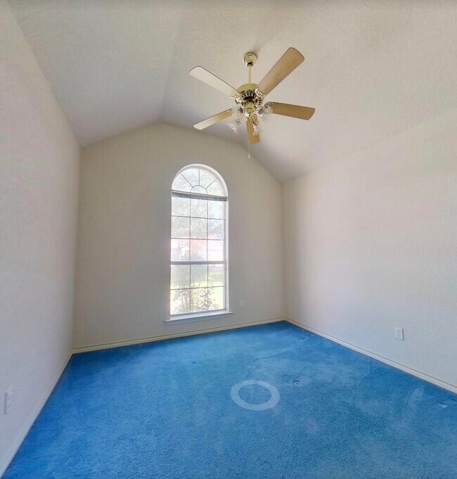 Building Photo - 2500 Clover Valley Ln
