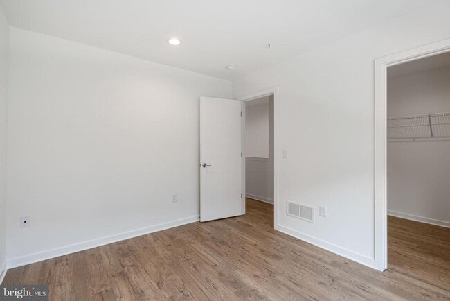 Building Photo - 3126 Pierview Ln