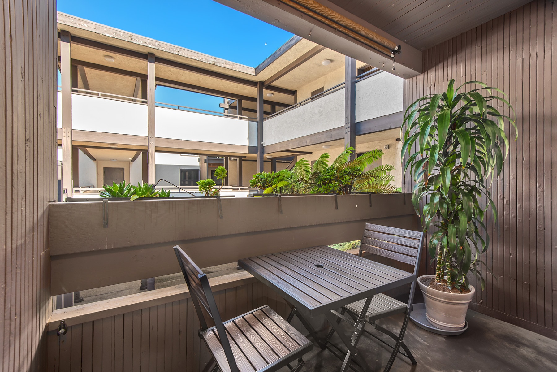 Building Photo - 7742 Redlands St