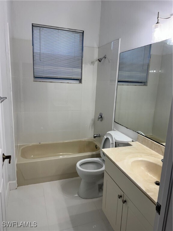 Building Photo - 871 Desoto Blvd S