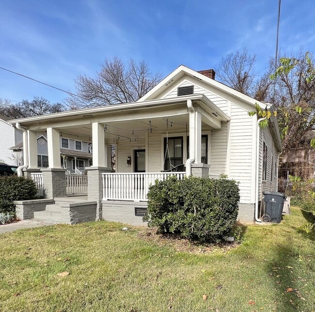 Building Photo - HISTORIC 4TH & GILL BUNGALOW STYLE HOME WITH FRONT PORCH!