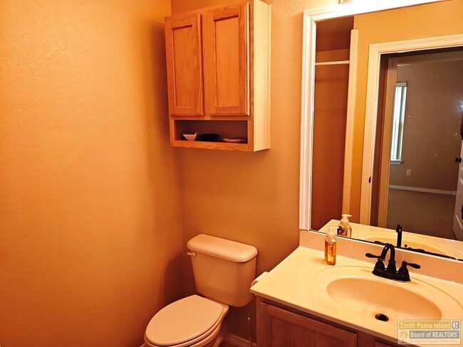 Building Photo - 1 Pinehurst Dr