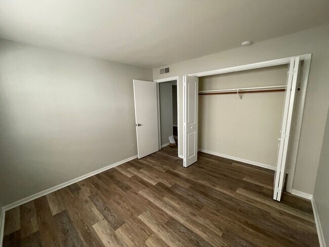 Building Photo - 2132 N Harlem Ave