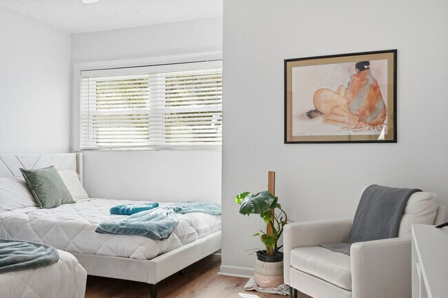 Building Photo - 13609 Heritage Way