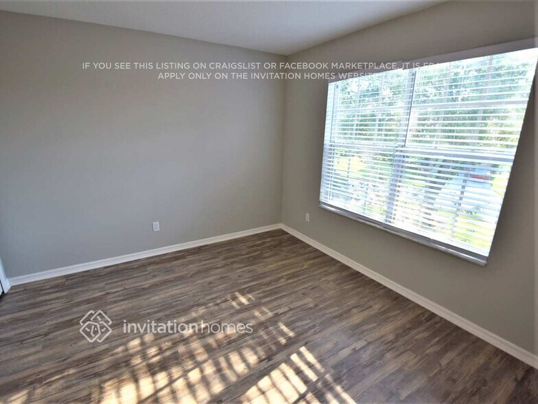 Building Photo - 5066 Hook Hollow Cir