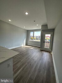 Building Photo - 1522 N 4th St