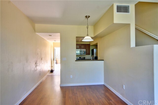 Building Photo - 42081 3rd St