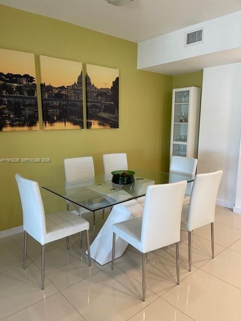 Building Photo - 7661 NW 107th Ave