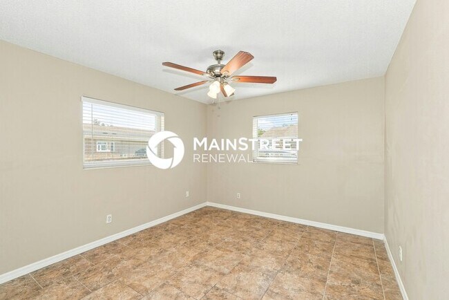 Building Photo - 3 Bedroom Pet-Friendly Home in Holiday, FL with Main Street Renewal