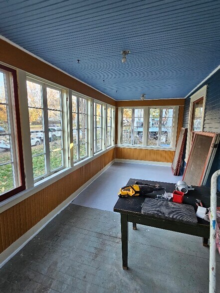 Building Photo - 1926 7th St