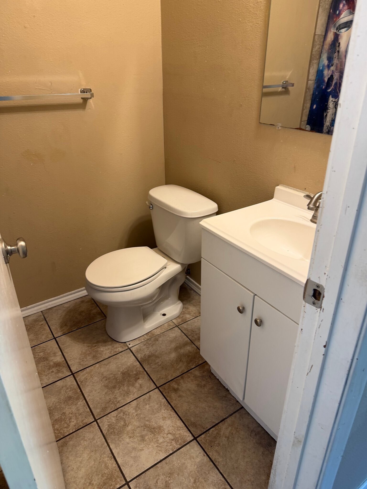 Building Photo - 750 Bonham St