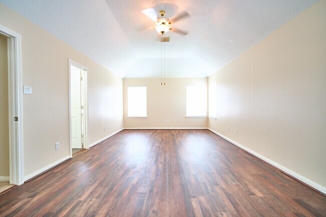 Building Photo - 9111 Winkbow Dr