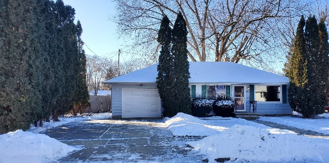 Building Photo - 1163 Higgins Ave