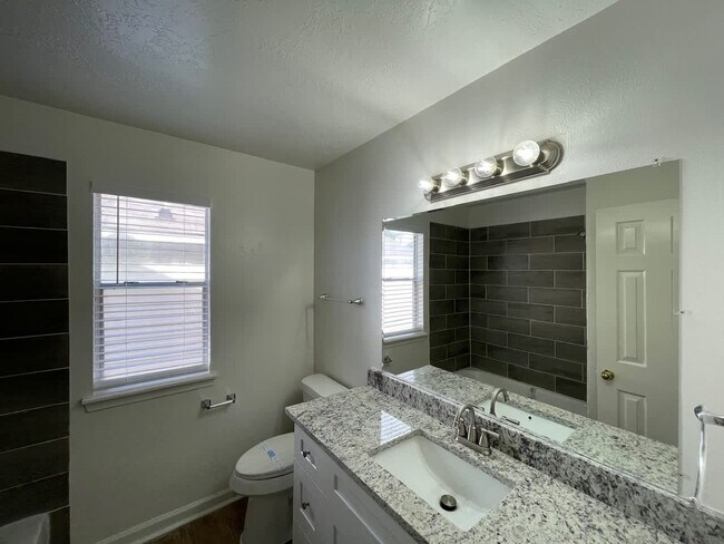 Building Photo - 6427 Founding Dr