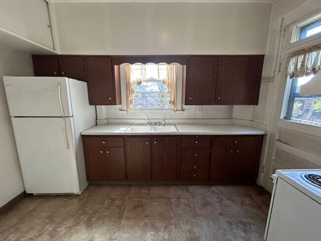 Building Photo - 1124 Morningside Ave