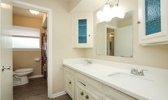 Building Photo - 6406 Ashton St