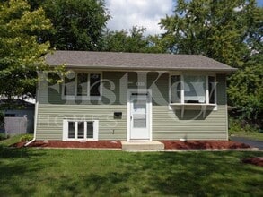 Building Photo - 451 E Mulberry Ct