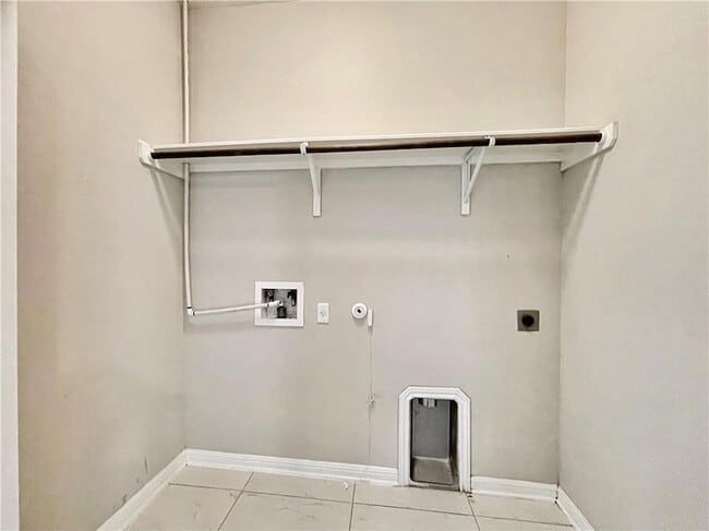 Building Photo - 710 Coconut Grove St