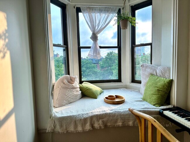 Building Photo - 540 Massachusetts Ave