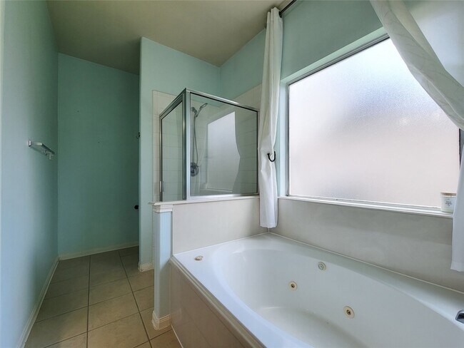 Building Photo - 25223 Hazel Ranch Dr