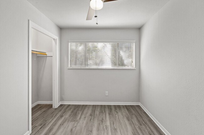 Building Photo - 2825 San Gabriel St