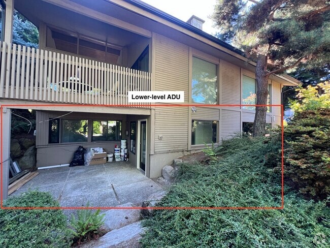 Building Photo - 4204 85th Ave SE