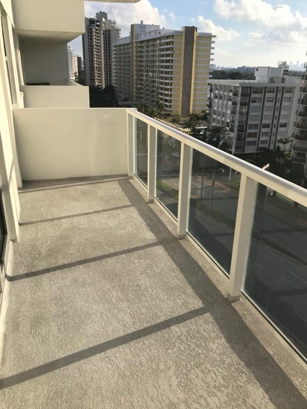 Building Photo - 5701 Collins Ave