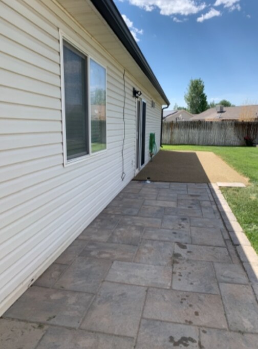 Building Photo - 674 Polaris Ct