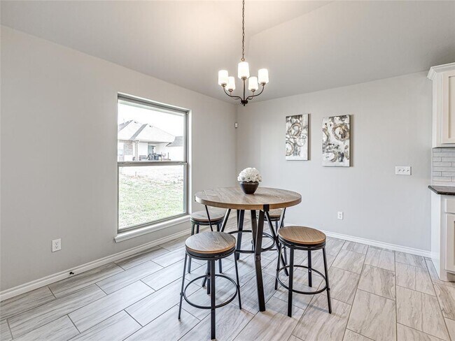 Building Photo - 526 Cherrybark Dr